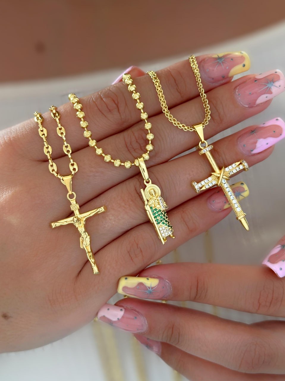 San Judas con Circonias