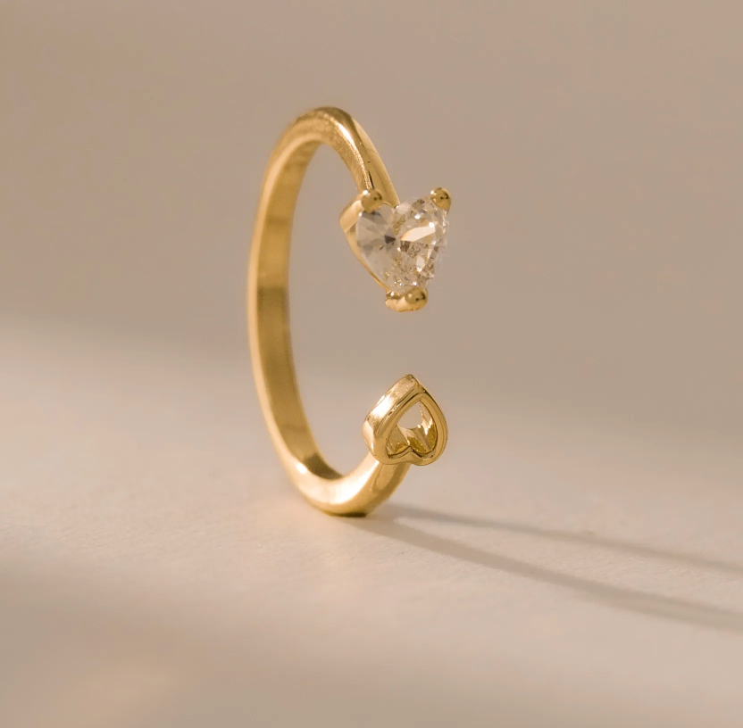 Anillo In Love — Corazón con Circonia Ajustable Oro Laminado 18K