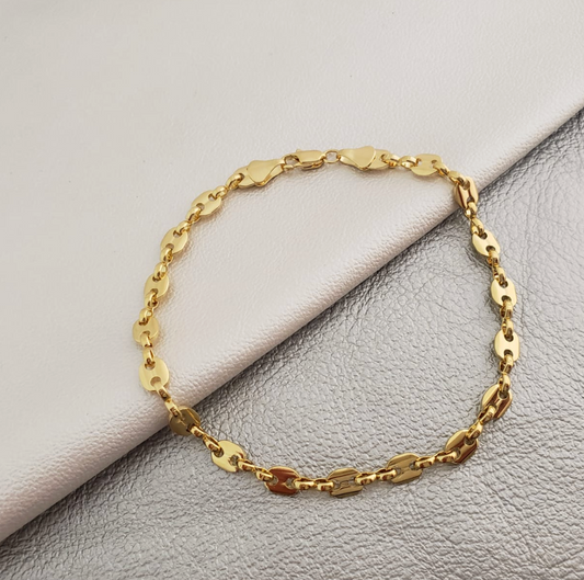 Gucci 24 .5 Cms