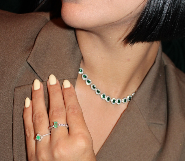 COLLAR ANGELIC PLATEADO VERDE CONTRAMARCADO