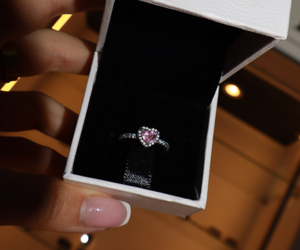 Anillo corazón rosado