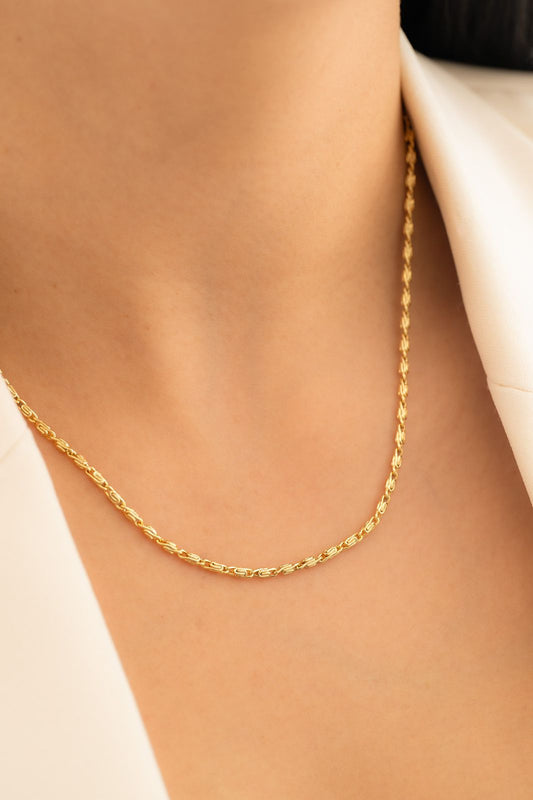 Cadena Caracol — Tejido Redondo Clásico Oro Laminado 18K | 45 cm