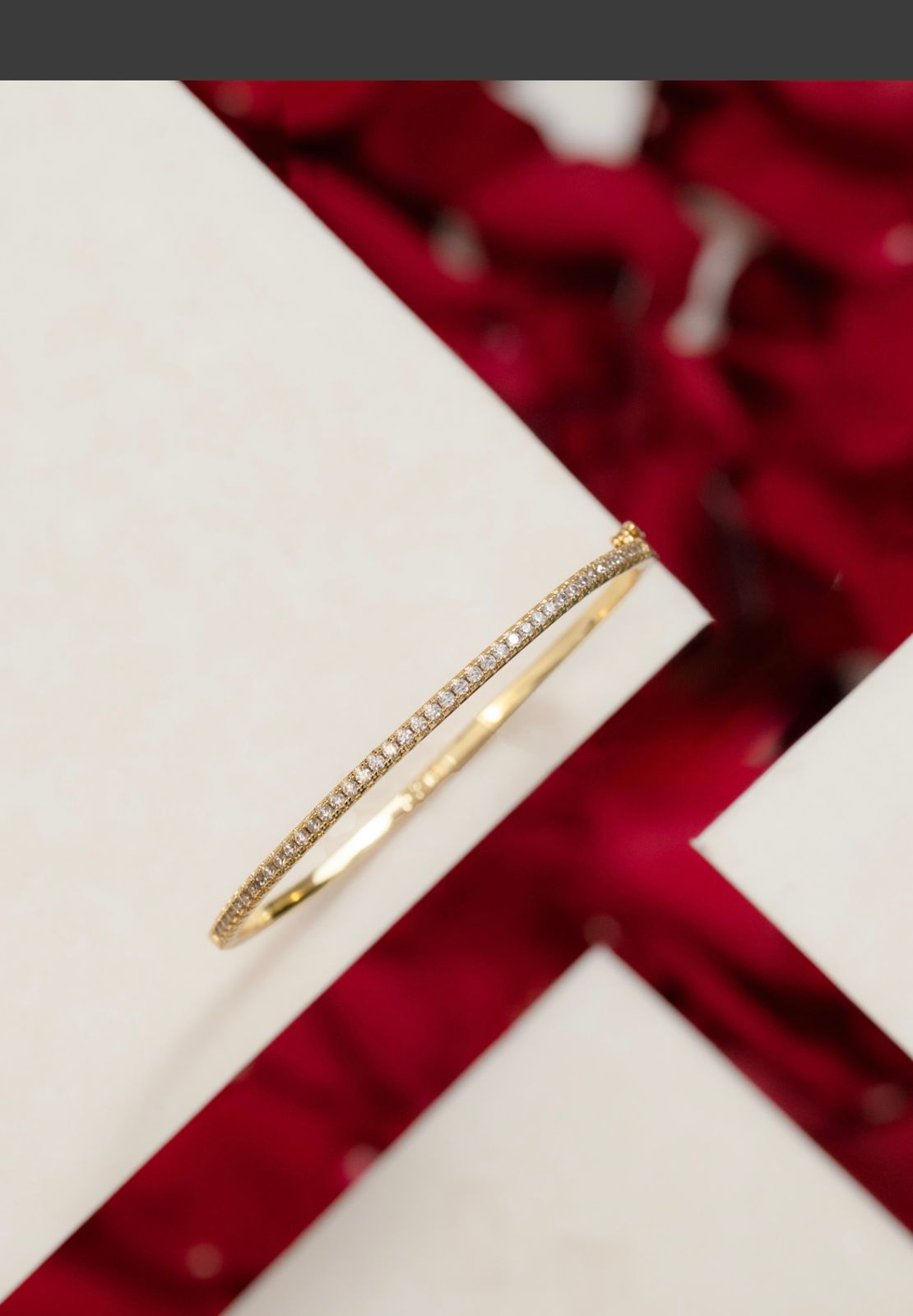 Brazalete Bend — Circonias Blancas Oro Laminado 18K